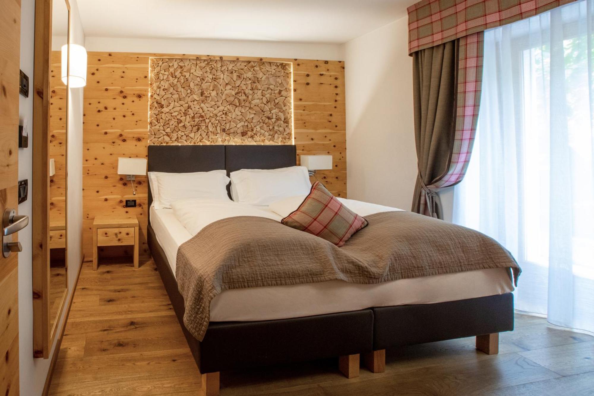 Hotel Ravelli Luxury Spa Mezzana  Eksteriør billede