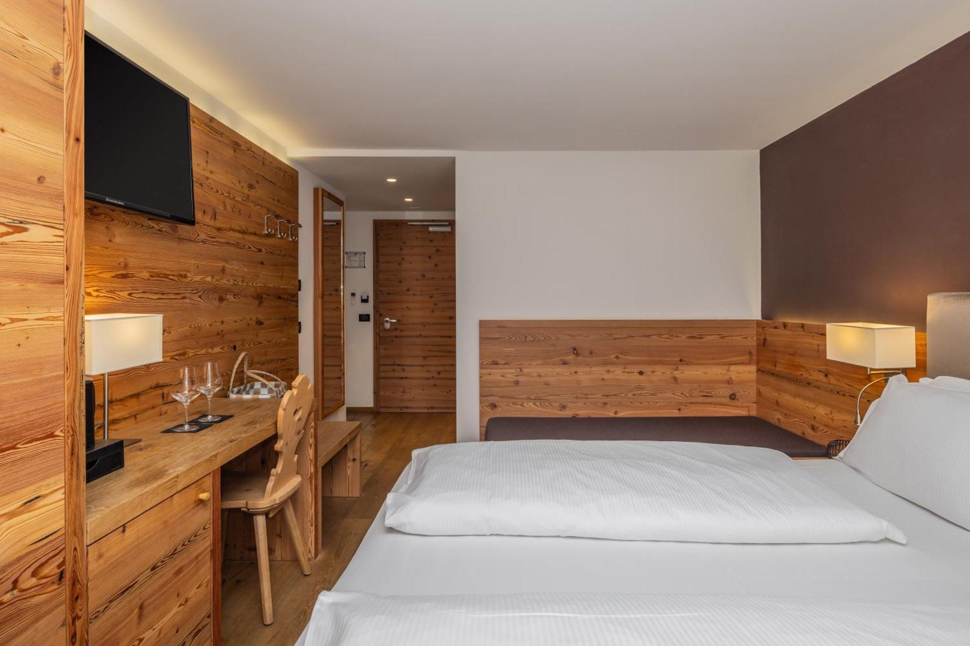 Hotel Ravelli Luxury Spa Mezzana  Eksteriør billede