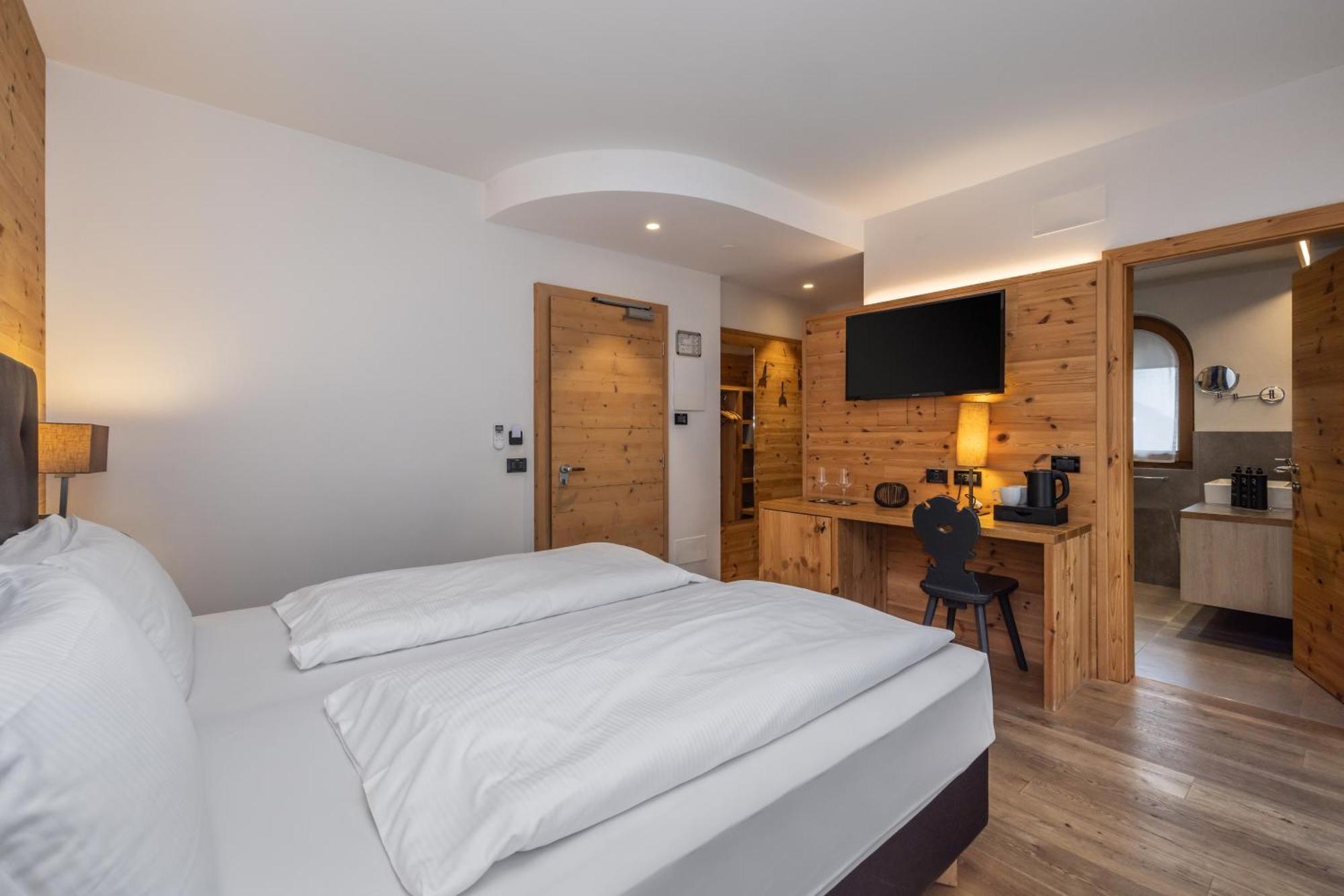 Hotel Ravelli Luxury Spa Mezzana  Eksteriør billede