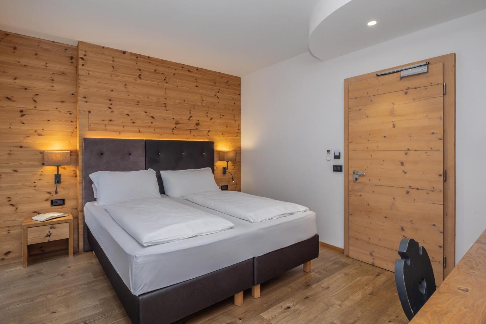 Hotel Ravelli Luxury Spa Mezzana  Eksteriør billede
