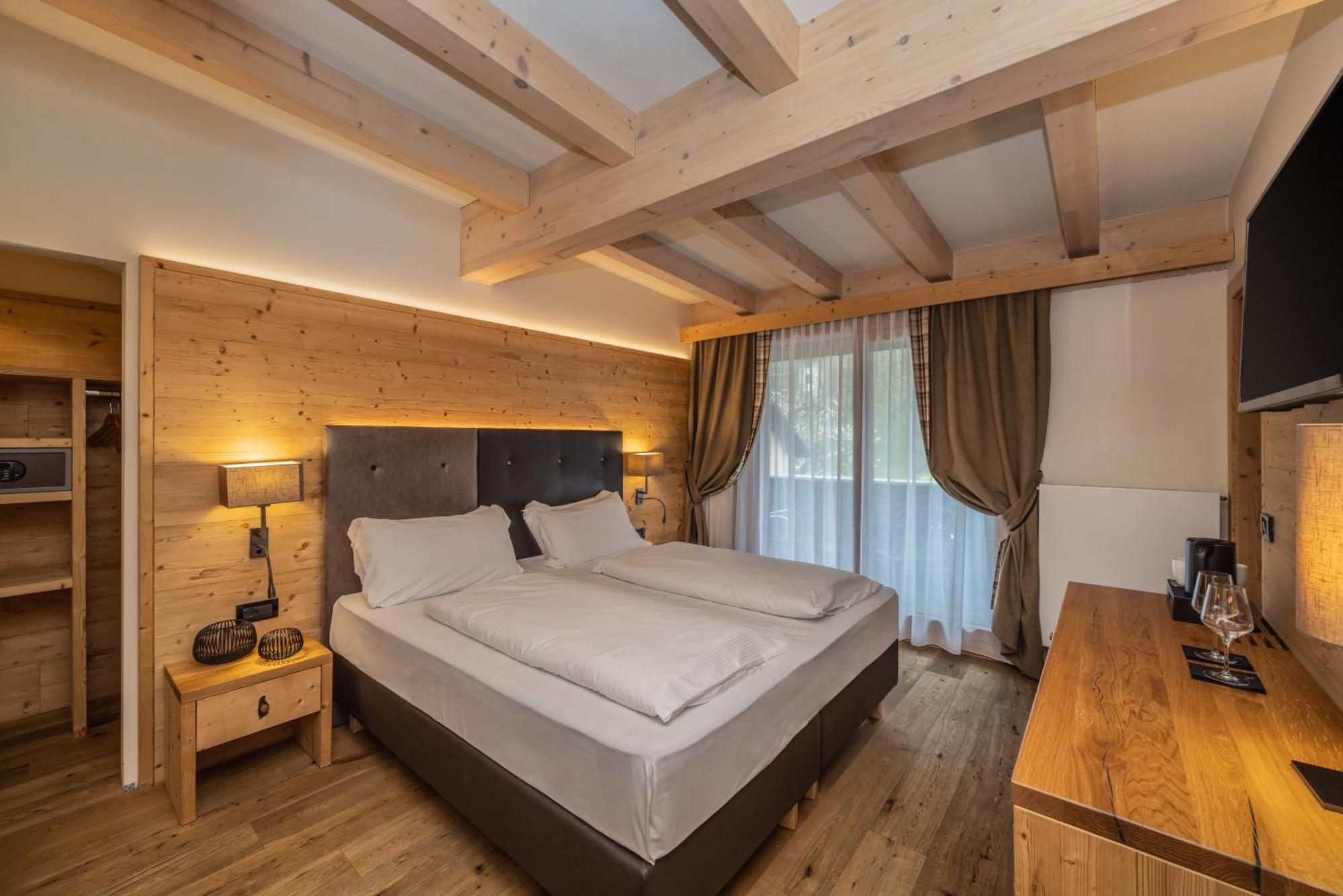 Hotel Ravelli Luxury Spa Mezzana  Eksteriør billede