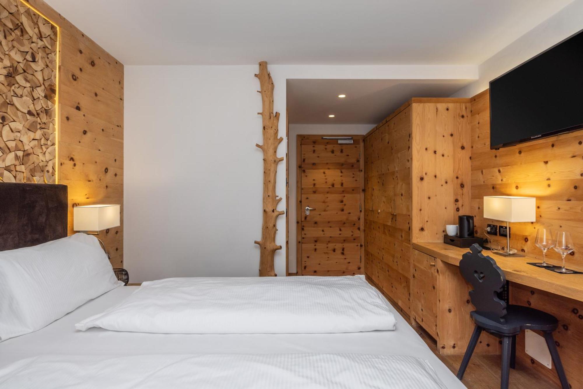 Hotel Ravelli Luxury Spa Mezzana  Eksteriør billede
