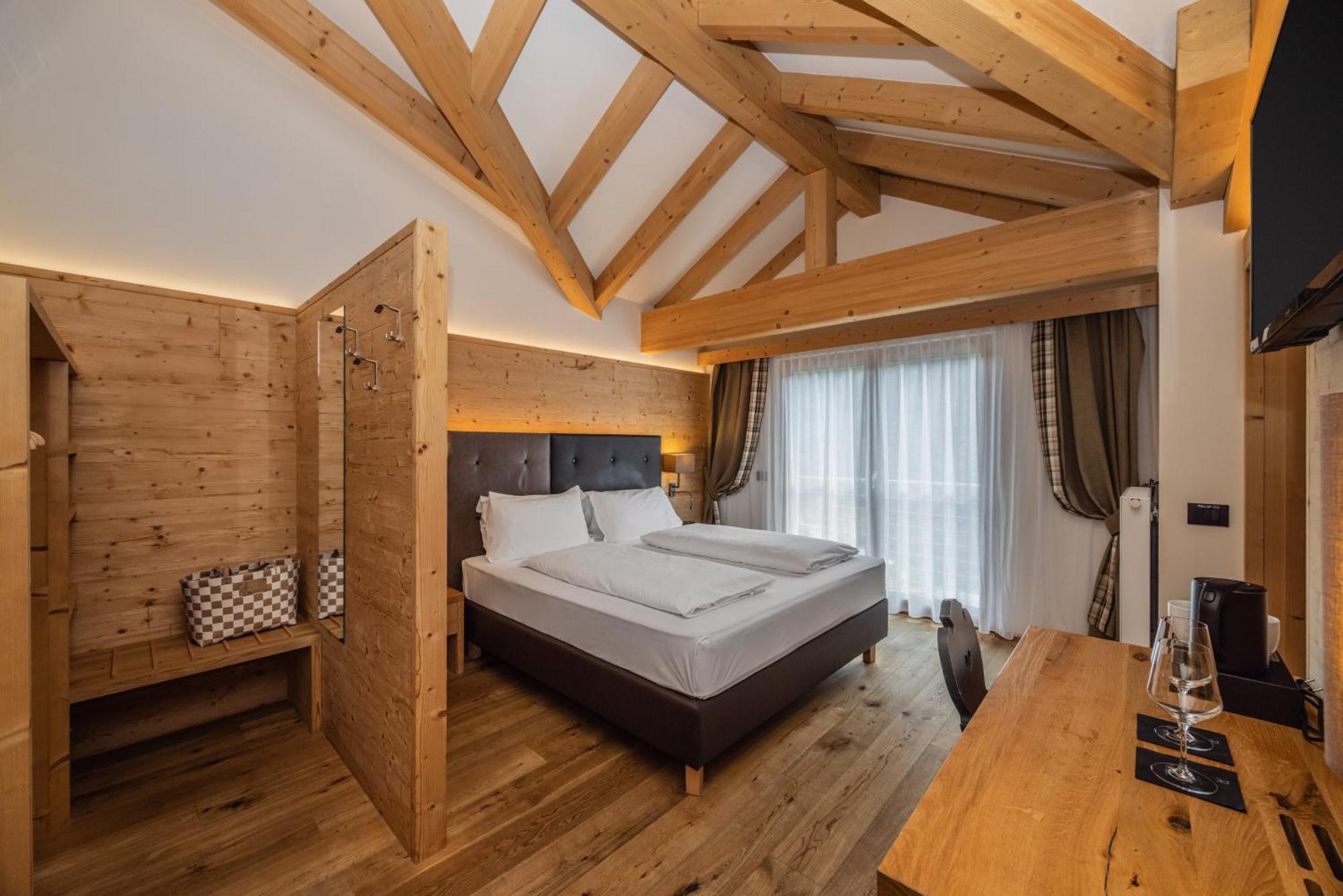 Hotel Ravelli Luxury Spa Mezzana  Eksteriør billede