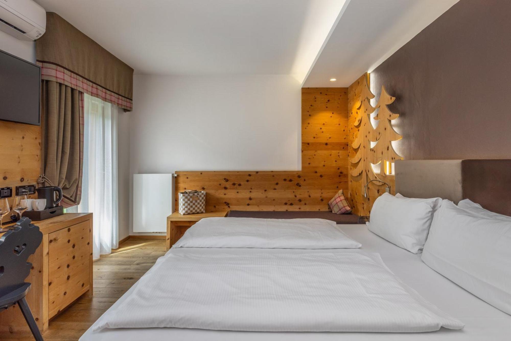 Hotel Ravelli Luxury Spa Mezzana  Eksteriør billede